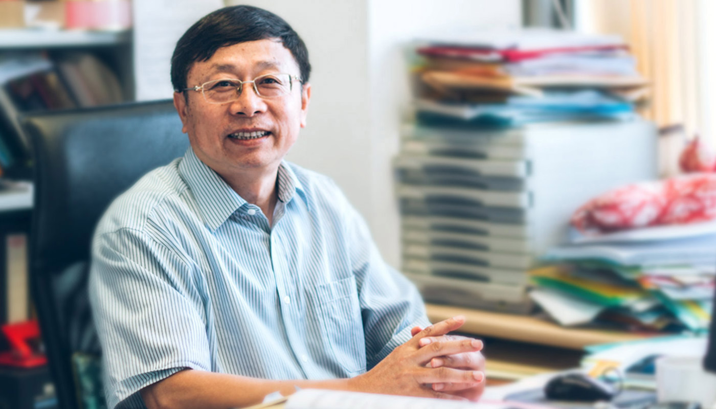 Prof. Huang Yu, School of Biomedical Sciences