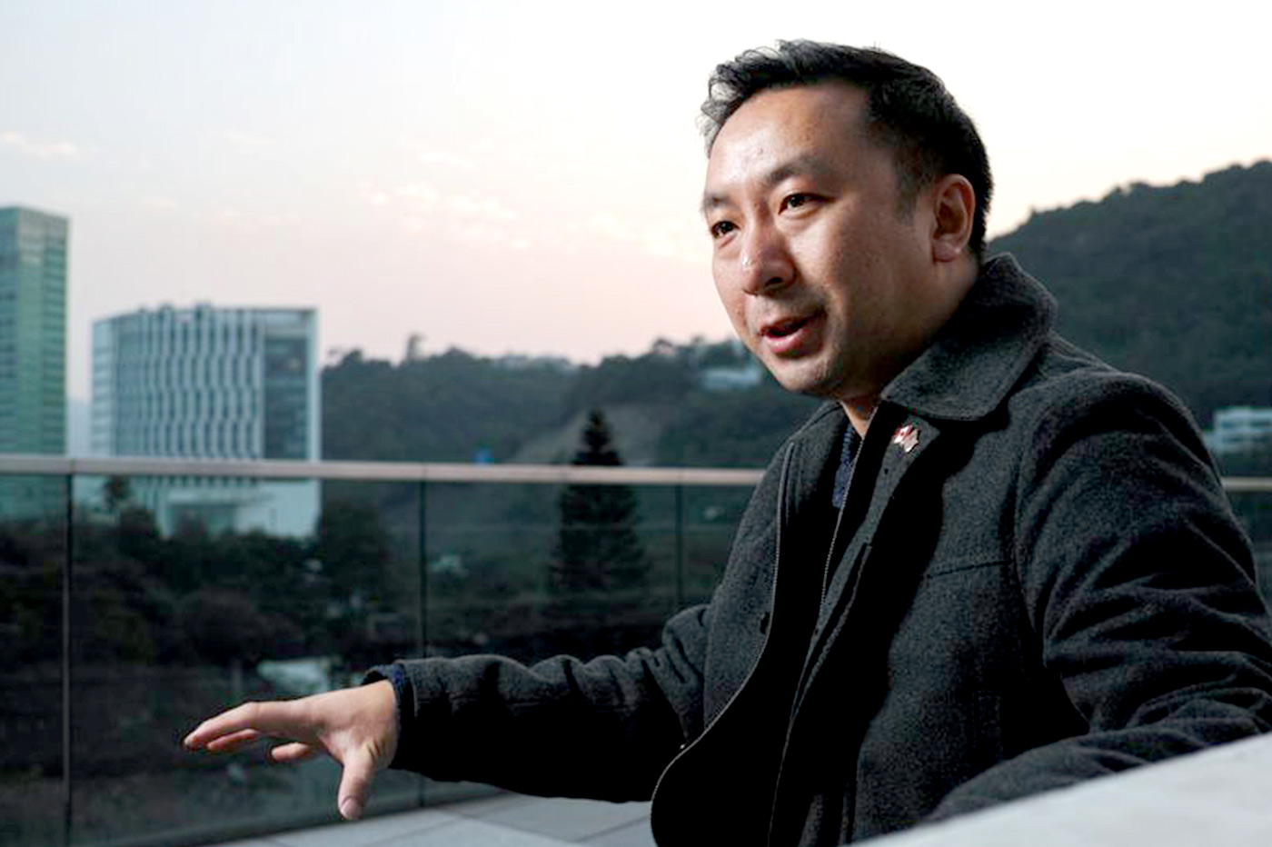 Cantonese lecturer Raymond Pai is an alumnus of Biology at CUHK <em>(Photo by Keith Hiro)</em>