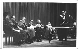 與加州大學簽訂首項學生交流協議 (1965)
