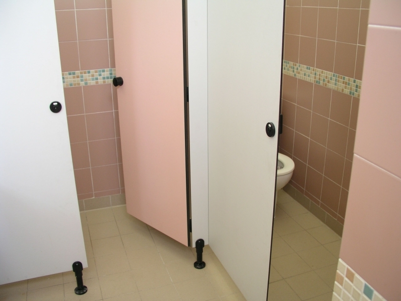 Toilet Women 6
