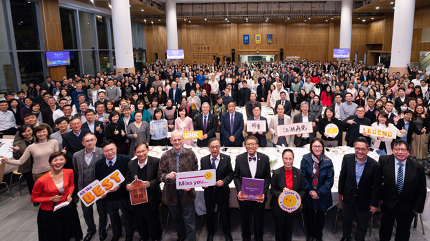 ‘We’ll never part’: A heartfelt farewell dinner for Vice-Chancellor