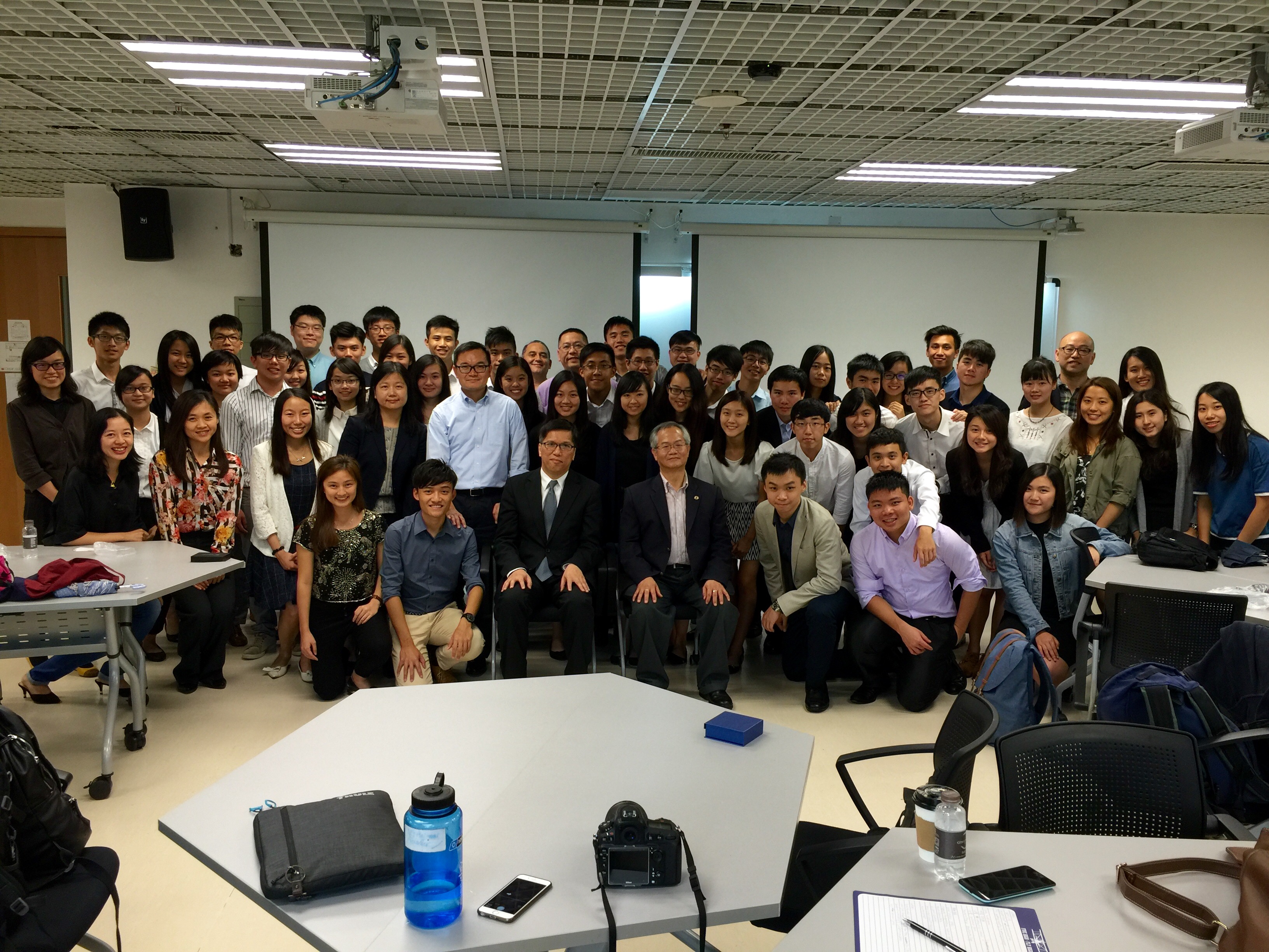 UM Group Photo with Dean