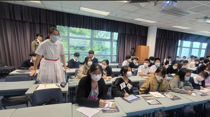 Photos of indoor experiment conducted by the participants 